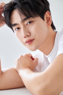 남 대 정