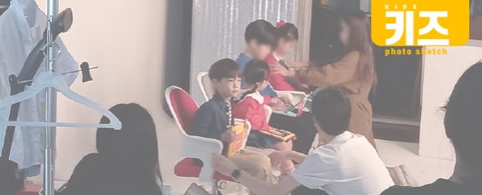 비상교육 지면 광고 촬영스케치
